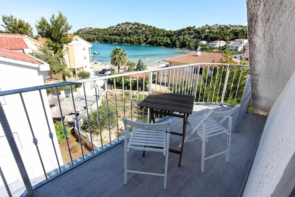 Apartments Rajna Žaborić Extérieur photo